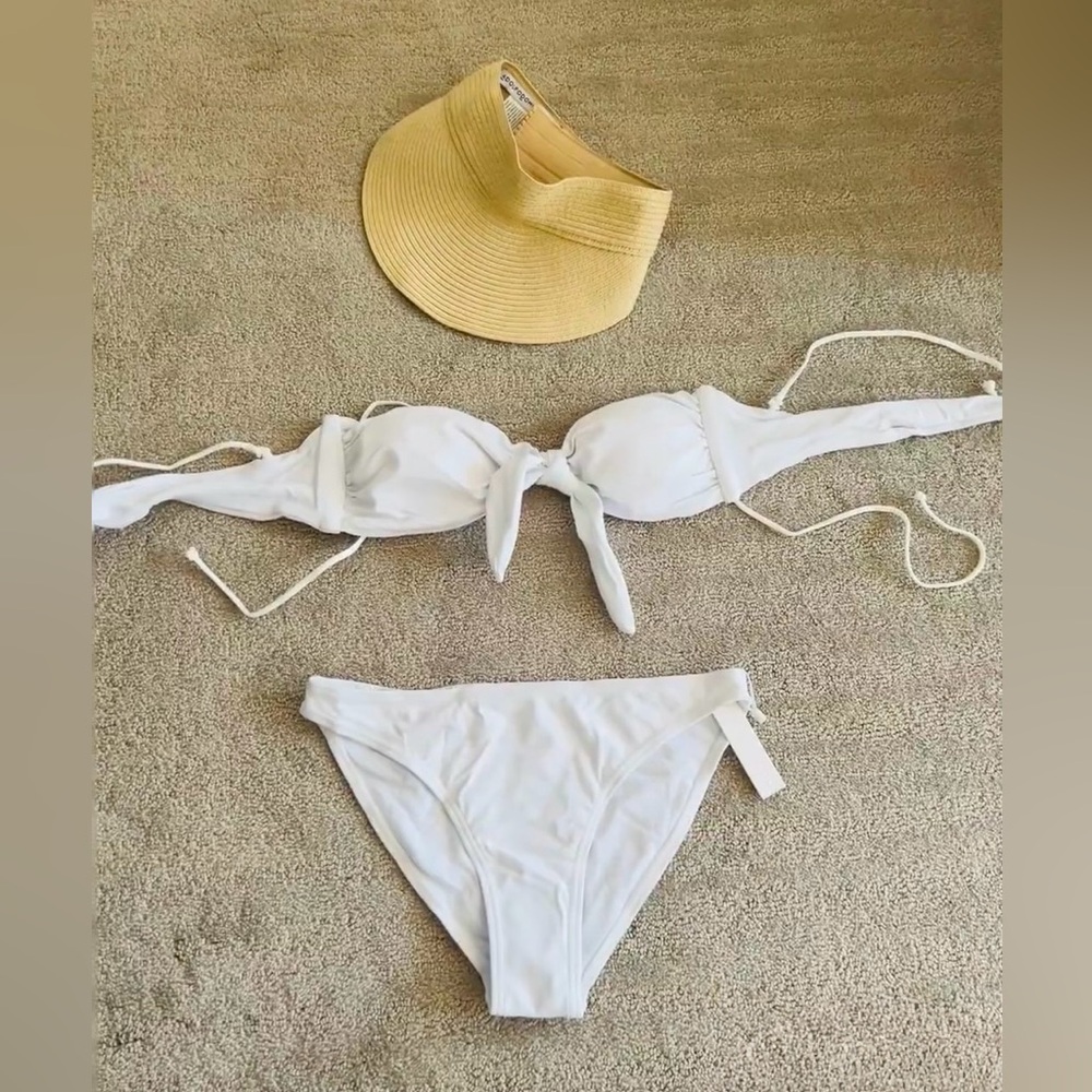 Visual Mood White Bikini Set (NEW)